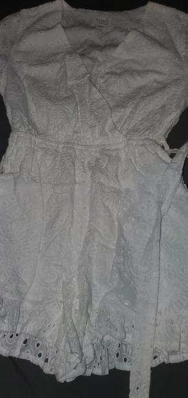 Romper - Picture 4 of 4